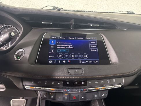 Used 2022 Cadillac XT4 Sport FWD image 12