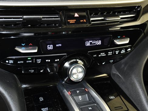 Used 2023 Acura MDX SH-AWD image 29