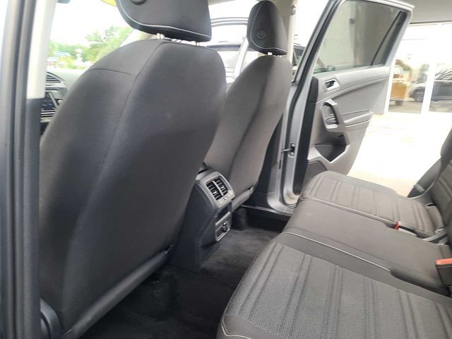 Used 2023 Volkswagen Tiguan S FWD image 26