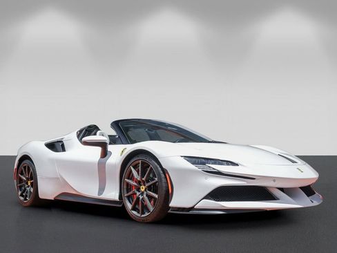 Certified 2025 Ferrari SF90 Spider AWD/4WD image 28