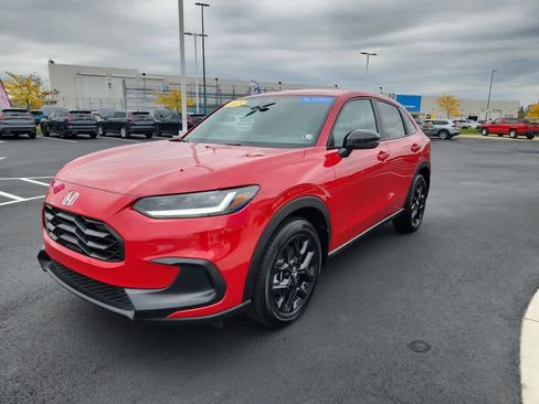 Certified 2025 Honda HR-V Sport image 6