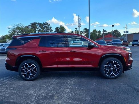 New 2026 Chevrolet Traverse High Country image 7