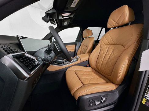 New 2026 BMW X5 xDrive50e image 16