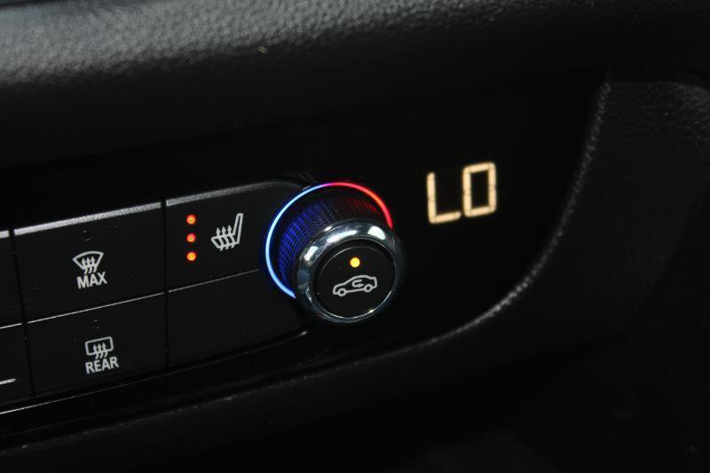 Used 2023 Buick Enclave Essence w/ Experience Buick Package FWD image 37