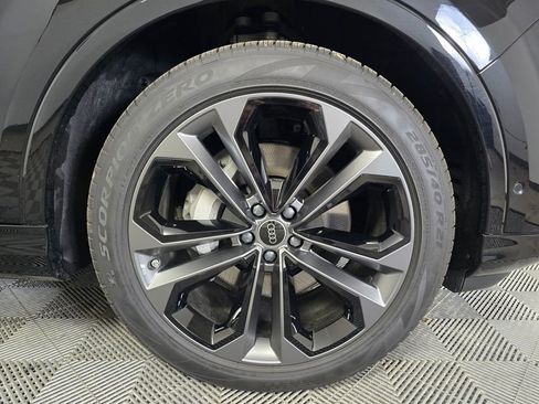 New 2026 Audi Q7 3.0T Premium Plus image 2