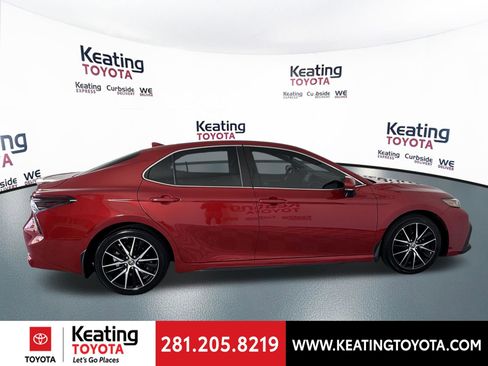 Certified 2023 Toyota Camry SE w/ Convenience Package image 5