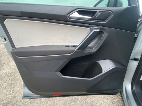 Used 2019 Volkswagen Tiguan S FWD image 19