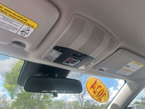 Used 2024 Mitsubishi Eclipse Cross Black Edition image 27