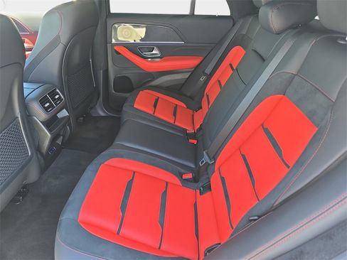 Used 2025 Mercedes-Benz GLE 63 AMG S image 17