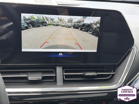 Used 2025 Chevrolet Trax ACTIV w/ Sunroof Package FWD image 22