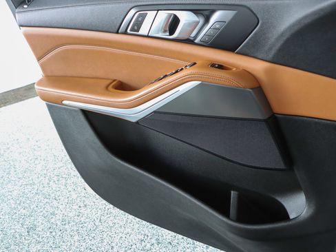 Used 2023 BMW X5 sDrive40i w/ Climate Comfort Package image 22