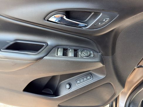 Certified 2018 Chevrolet Equinox Premier AWD/4WD image 17