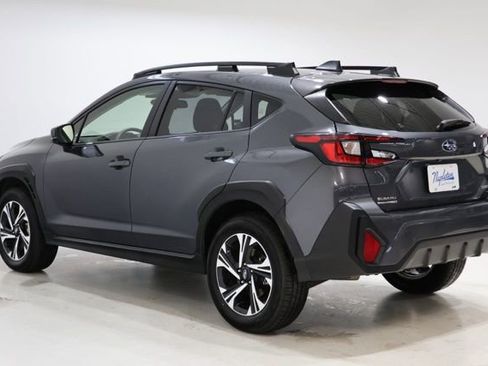 Used 2025 Subaru Crosstrek 2.0i Premium image 5