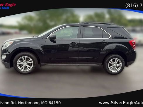 Used 2017 Chevrolet Equinox LT w/ Convenience Package FWD image 2