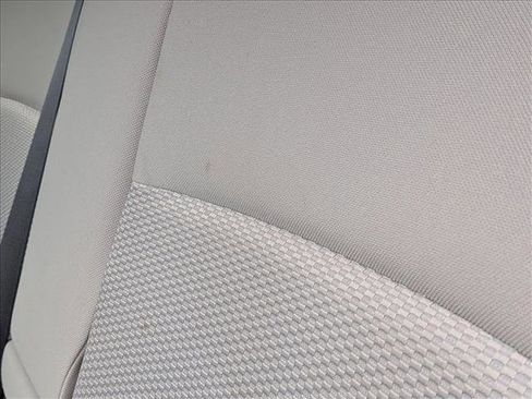 Used 2017 Subaru Forester 2.5i Premium image 15