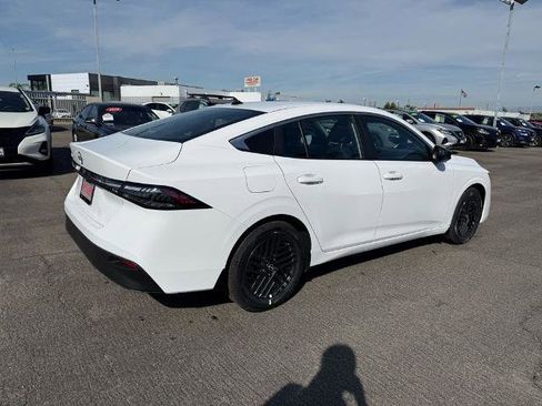 New 2026 Nissan Sentra SV w/ SV Convenience Package image 6