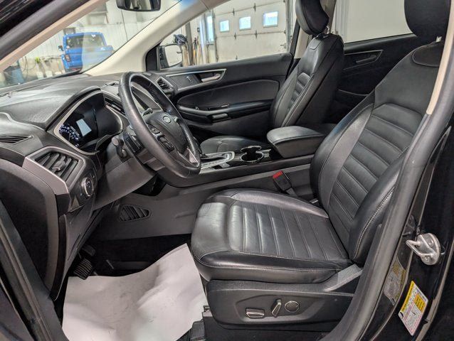 Used 2018 Ford Edge SEL w/ Equipment Group 201A AWD/4WD image 14