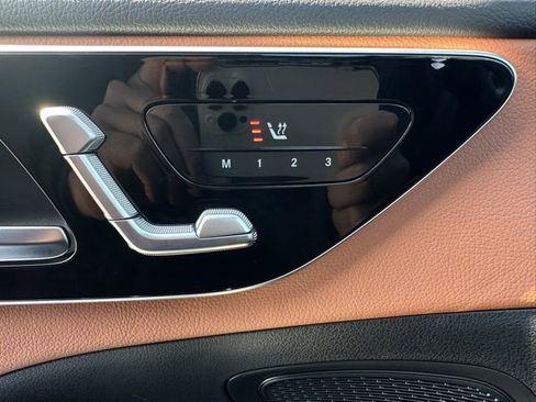 Used 2022 Mercedes-Benz C 300 4MATIC Sedan image 11