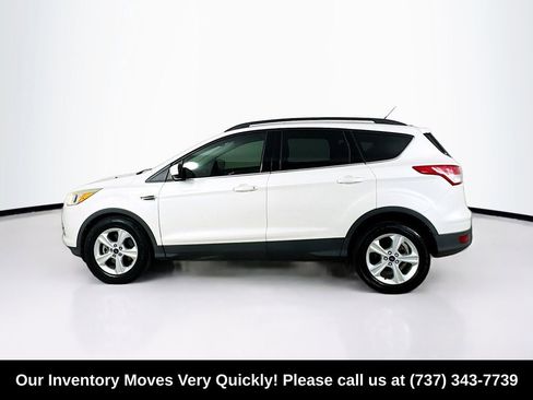 Used 2015 Ford Escape SE w/ Equipment Group 201A FWD image 4