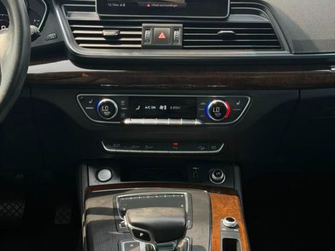 Used 2019 Audi Q5 2.0T Premium Plus AWD/4WD image 17