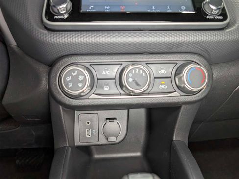 Used 2023 Nissan Kicks S image 29