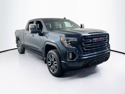 Used 2022 GMC Sierra 1500 AT4 w/ AT4 Premium Package image 3
