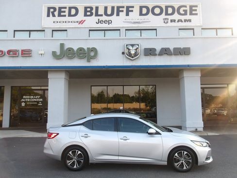 Used 2021 Nissan Sentra SV image 1