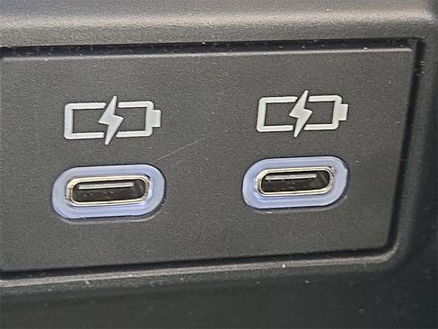 Certified 2025 Toyota RAV4 LE image 23