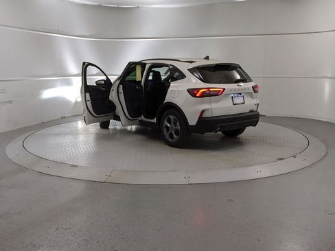 New 2025 Ford Escape ST-Line w/ Equipment Group 301A image 10