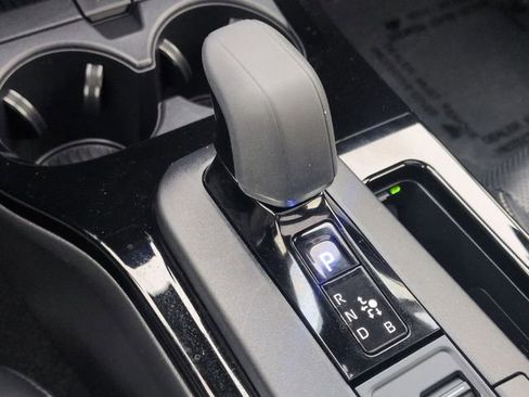 Used 2025 Toyota Prius image 22