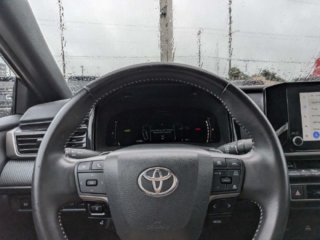 Used 2025 Toyota Camry SE FWD image 21