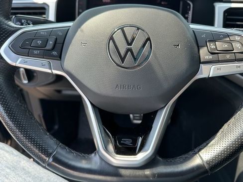 Used 2022 Volkswagen Atlas Cross Sport SEL Premium R-Line image 28