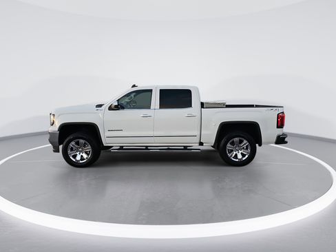 Used 2018 GMC Sierra 1500 SLT image 6