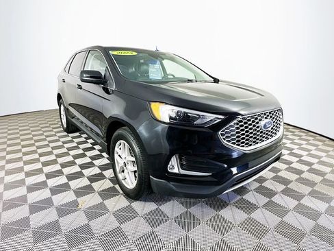 Certified 2023 Ford Edge SEL w/ Convenience Package AWD/4WD image 4