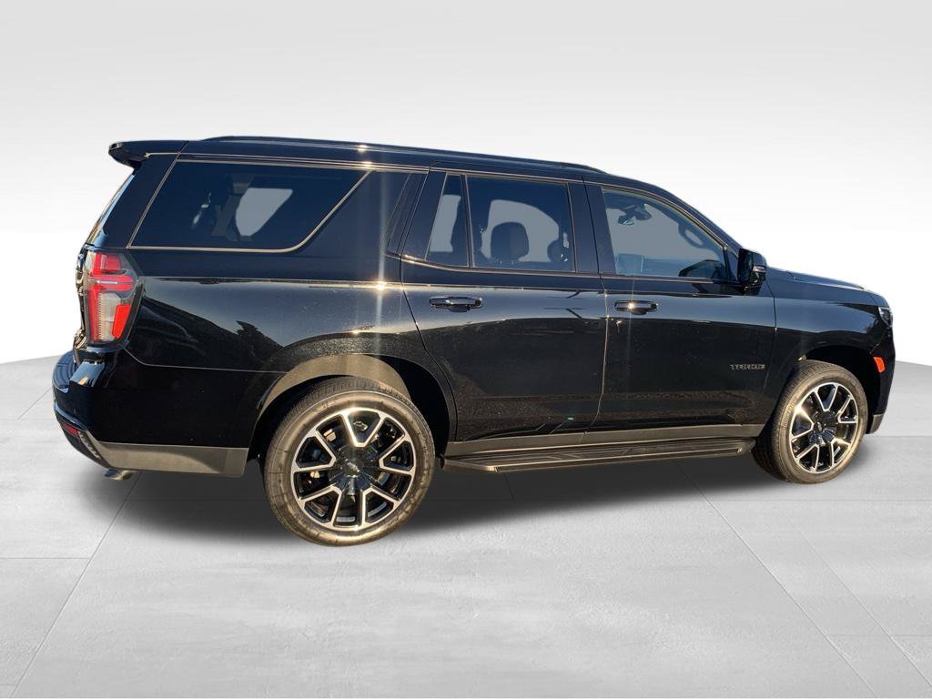 Used 2024 Chevrolet Tahoe RST w/ Luxury Package AWD/4WD image 18