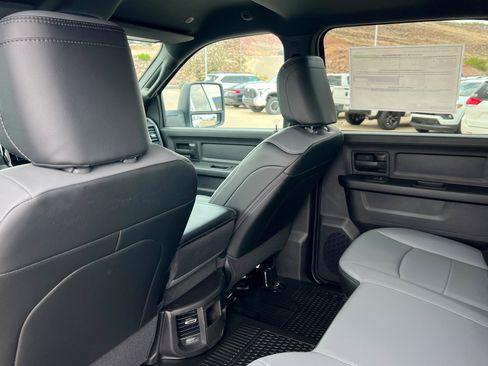 New 2026 RAM 3500 Tradesman AWD/4WD image 19