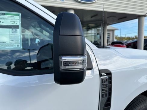 Used 2024 Ford F350 XL image 23