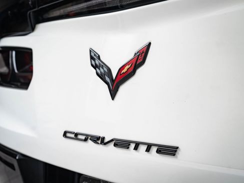 Used 2016 Chevrolet Corvette Z06 image 18