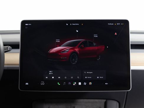 Used 2023 Tesla Model Y Long Range AWD/4WD image 32