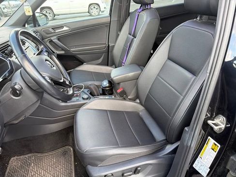 Used 2019 Volkswagen Tiguan SEL R-Line AWD/4WD image 12