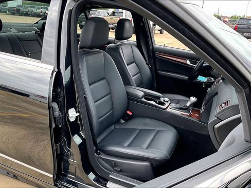 Used 2011 Mercedes-Benz C 350 Sport image 8