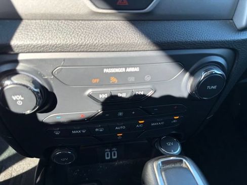 Used 2020 Ford Ranger XLT w/ Equipment Group 301A Mid AWD/4WD image 9