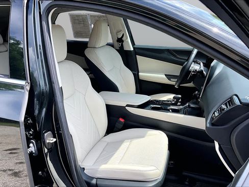 Used 2025 Lexus NX 450h+ AWD w/ Accessory Package (2T) image 9
