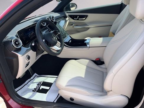 Certified 2026 Mercedes-Benz CLE 300 4MATIC Coupe image 9