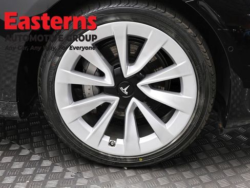 Used 2022 Tesla Model 3 image 25