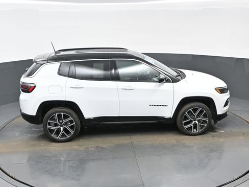 Used 2025 Jeep Compass Limited w/ Elite Group image 37