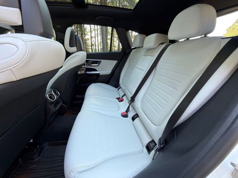 New 2026 Mercedes-Benz GLC 300 image 14