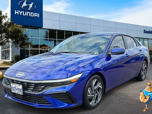 New 2026 Hyundai Elantra Limited image 1