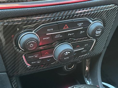 Used 2017 Dodge Charger R/T Scat Pack image 30