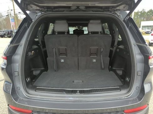 Used 2023 Jeep Grand Cherokee L Altitude image 27